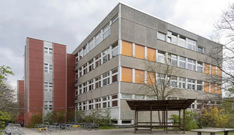 Ansicht der Carlo Schmid Oberschule in Spandau