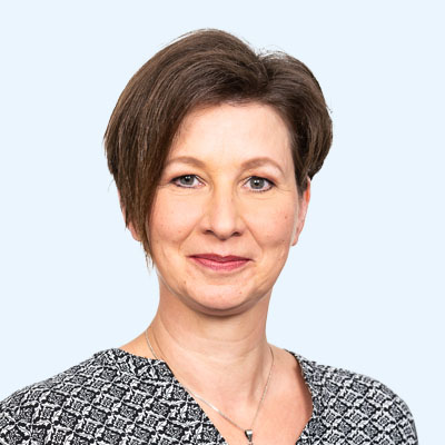 Foto der Ansprechpartnerin Nadine Kaluza.