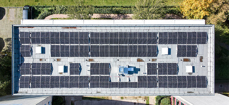 Luftaufnahme von oben, Photovoltaik