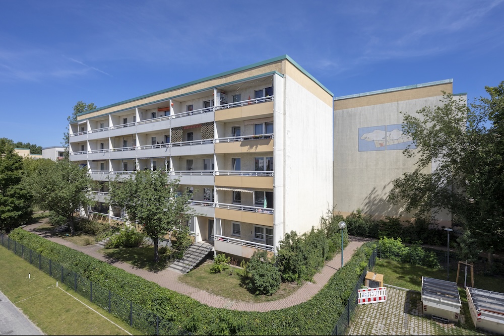 Blick auf die alte fassade und Balkone