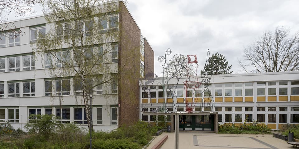 Frontansicht des Campus