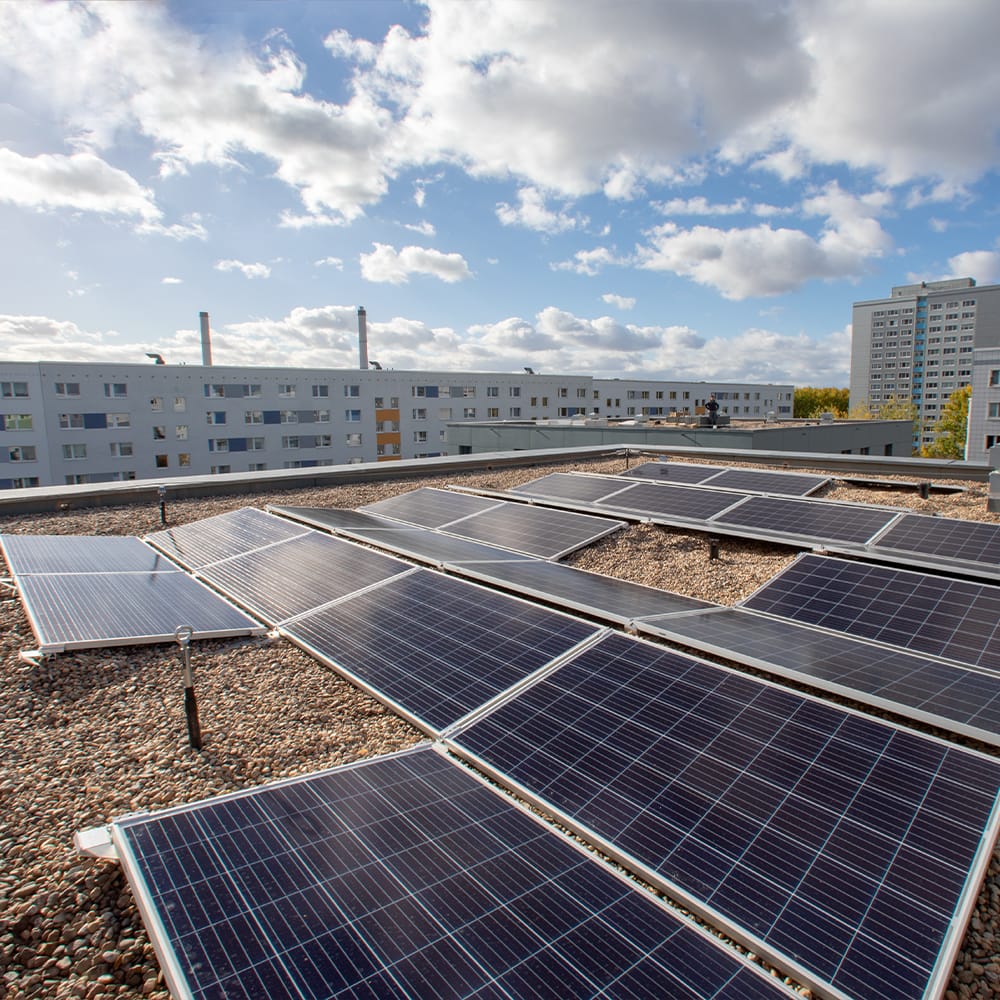 Solarplatten auf einem Dach