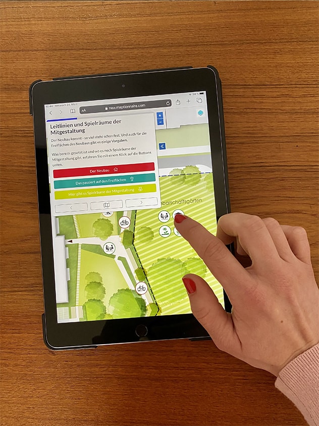 Online Abstimmung auf einem Tablet, Draufsicht